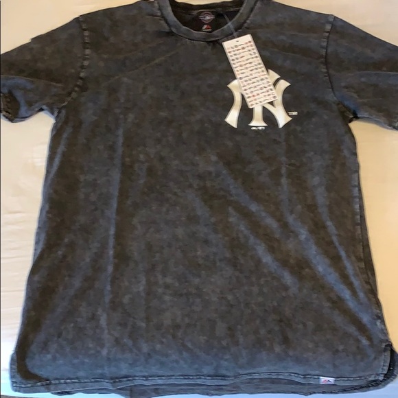 New York Yankees Tee - Picture 1 of 4